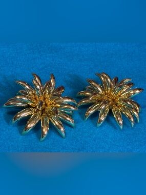 Vintage Extra Large Statement Gold Floral Clip-On Earrings